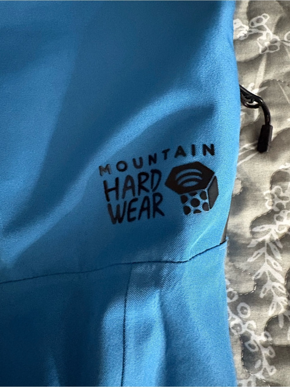 Mountain Hardwear Bright Blue Ski Bib with Black Logo - Picture 2 of 9